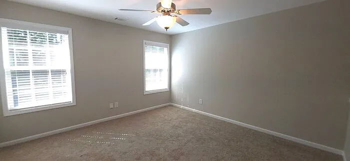 1122 Treymont Ln SW — Photo 6