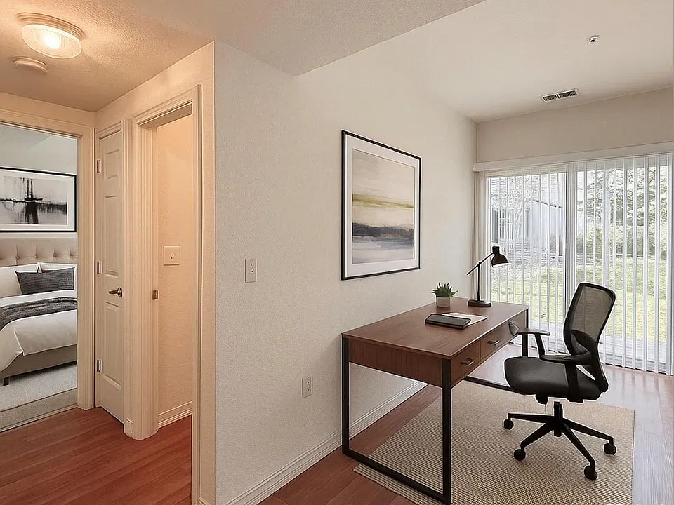 246 Rockview Dr