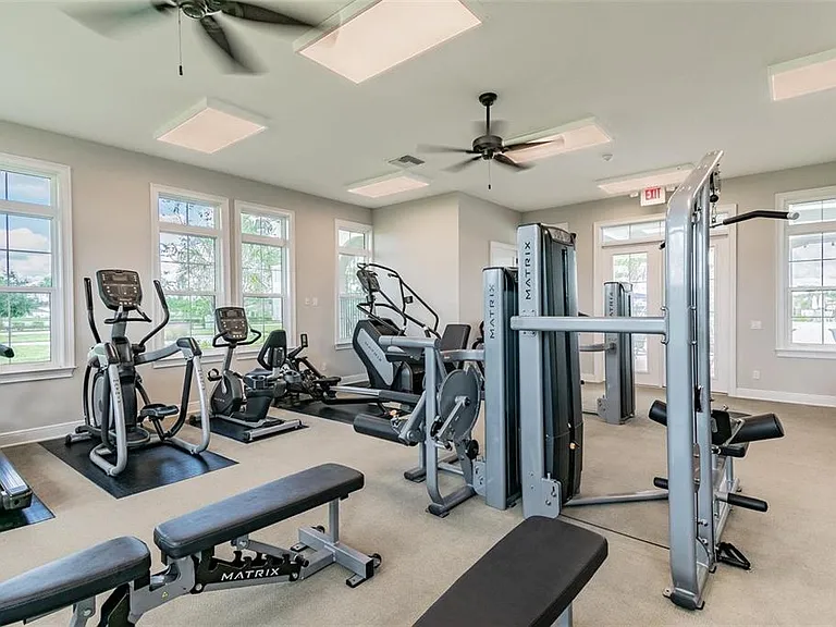 11176 Leland Groves Dr — Photo 79