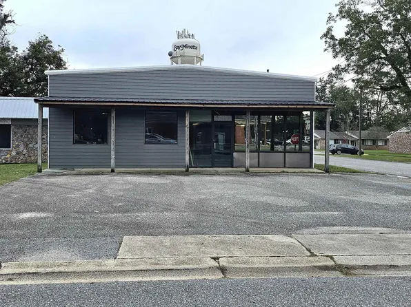 207 Oak St, Bay Minette, AL 36507