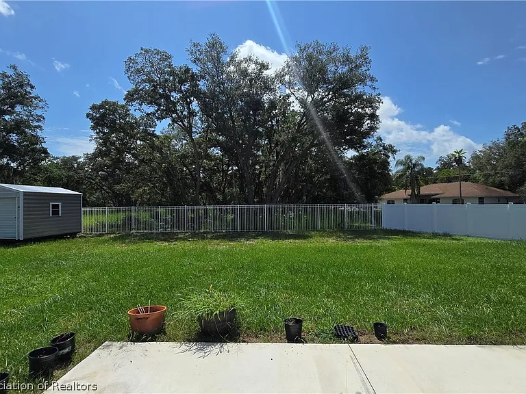 1870 N Zenith Rd — Photo 30