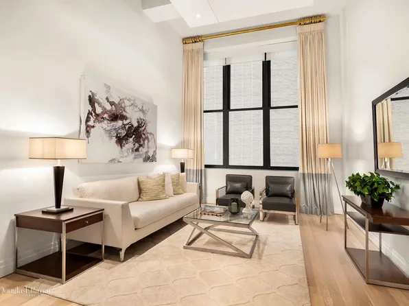 421 Hudson Street image 1 of 14