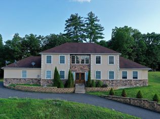 122 Peace Falls Rd, East Stroudsburg, PA 18302