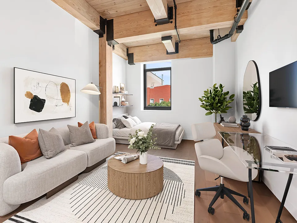 710 Metropolitan Ave #3L