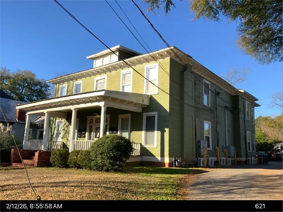 215 S Jackson St