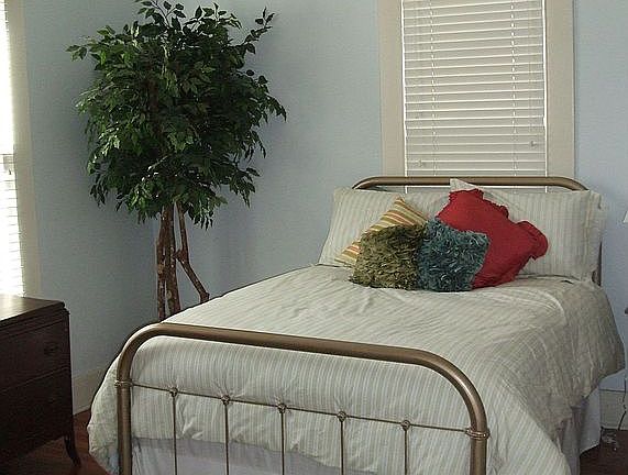 Front bedroom