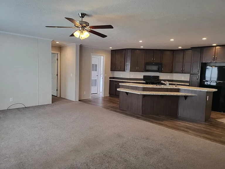 Willowbrook Place — Photo 32