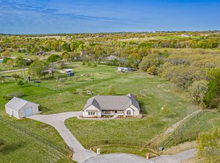 169 Star Point Ln, Weatherford, TX 76088