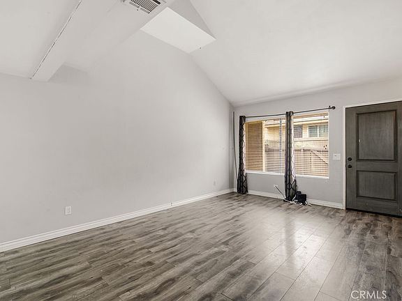 5th image of 435 W 9th St Unit D5
