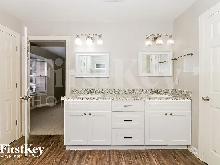 15631 Cascade Point Dr — Photo 9