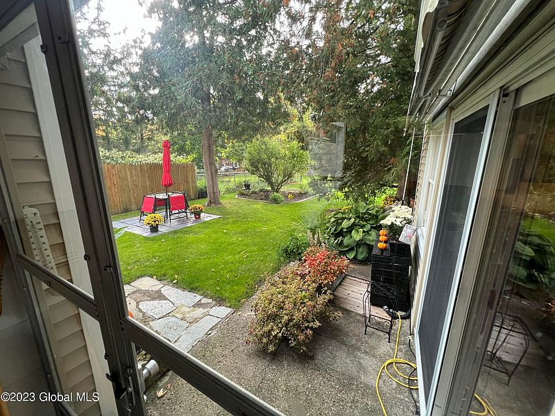 3rd image of 3504 Consaul Road