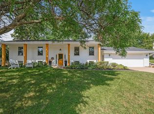 4916 Lantana Ln, Edina, MN 55435