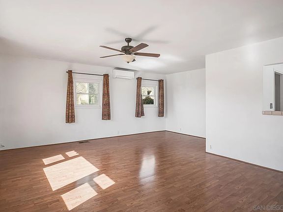 5th image of 5040 Raymond Pl