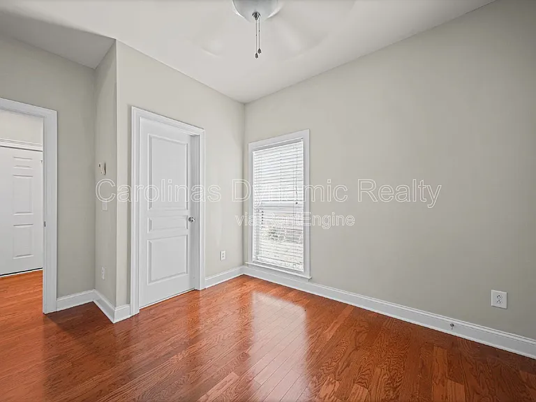 3405 Bidwell Ave — Photo 21