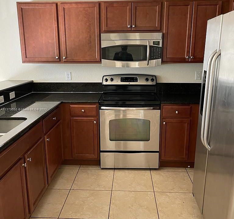 1st image of 11501 NW 89th St APT 208