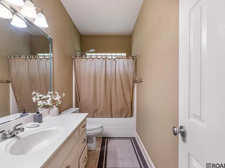 10743 Hillbrook Ave — Photo 13