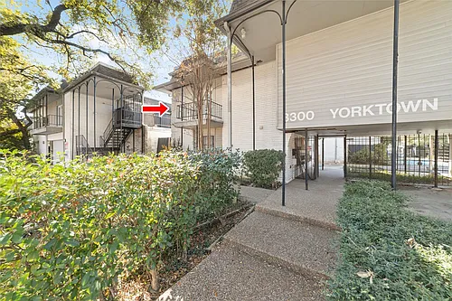 3300 Yorktown St Photo 1