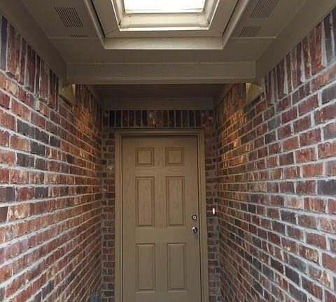 2nd image of 5140 Royal Springs Dr