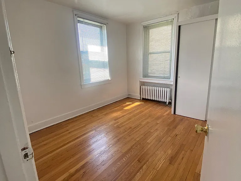 2145 Wightman St — Photo 6