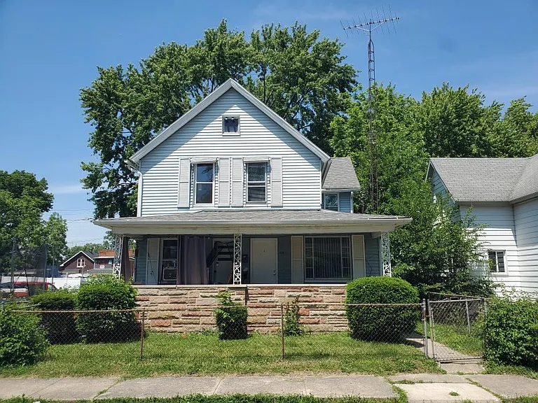 616 W 5th St — Photo 1