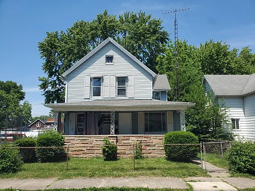 616 W 5th St Photo 1