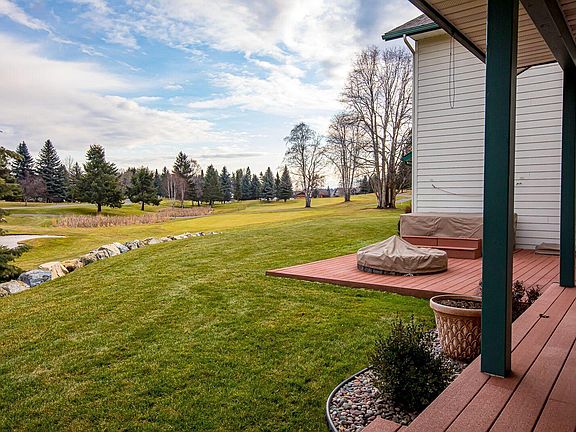2nd image of 111 Fairway Dr #6