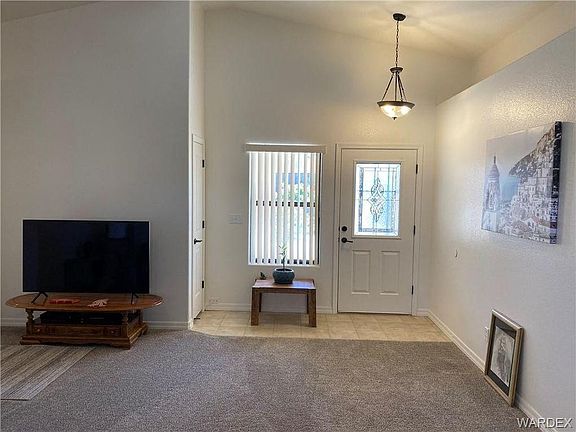 3rd image of 1735 Florence Ave