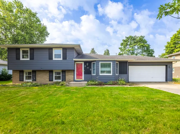 609 Shawnee Dr, Lowell, IN 46356