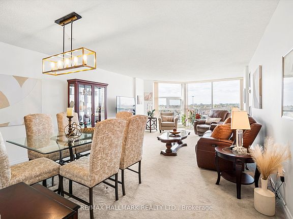 5th image of 20 Dean Park Rd #902