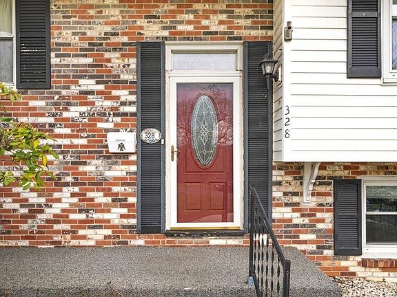 3rd image of 328 Crile Ln