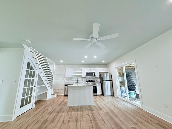 4th image of 1216 Palmetto Ave #2