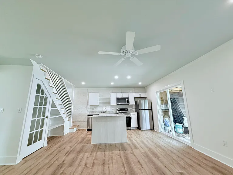 1216 Palmetto Ave #2 — Photo 4
