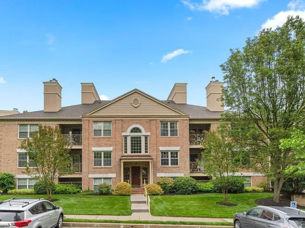 4 Rainflower Path Unit 201, Sparks Glencoe, MD 21152