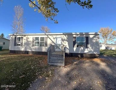 143 19th Ave SW, Watertown, SD, 57201