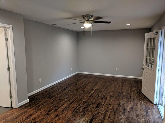 5th image of 851 Brookhurst Dr