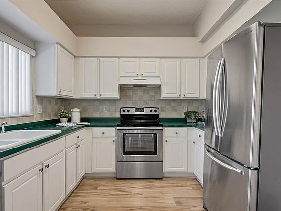 5th image of 19318 Aqua Springs Dr