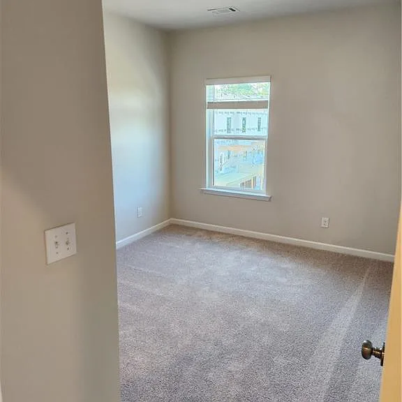 20 Peeples Dr — Photo 36