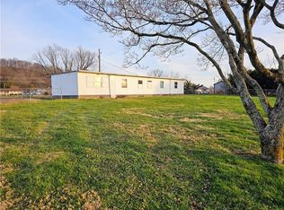 276 Frost Ln, Gallipolis Ferry, WV 25515
