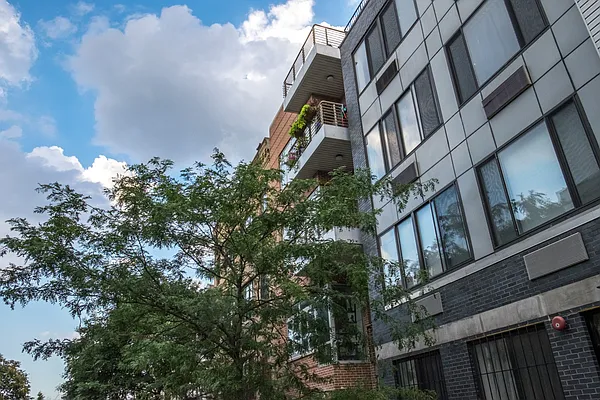 Rented by MySpaceNYC | media 41