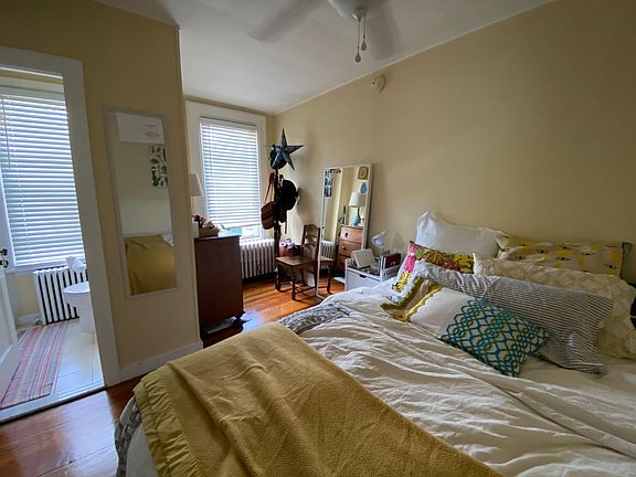 4th image of 504 Manhattan Ave #2F