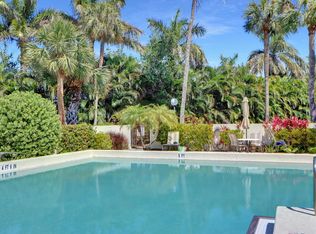 3000 Presidential Way #303, West Palm Beach, FL 33401