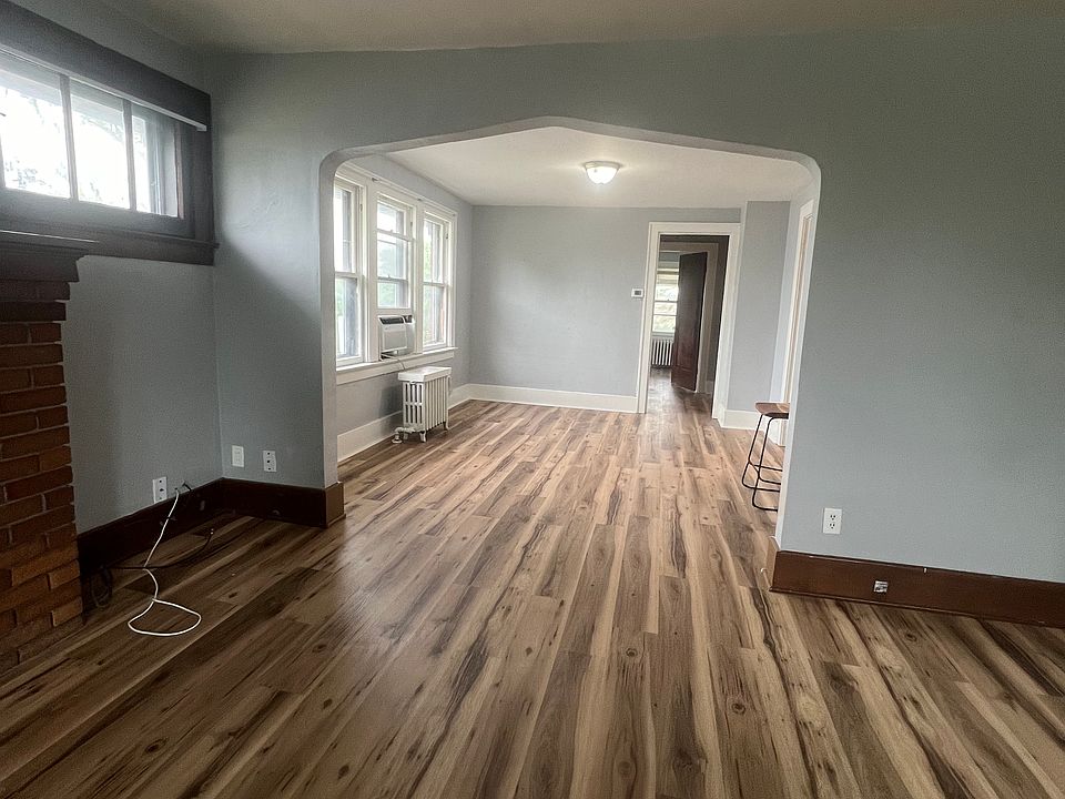 1st image of 81 Concord Dr Floor 2