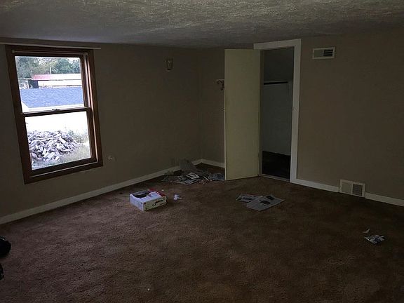 4th image of 1416 Danville Ave