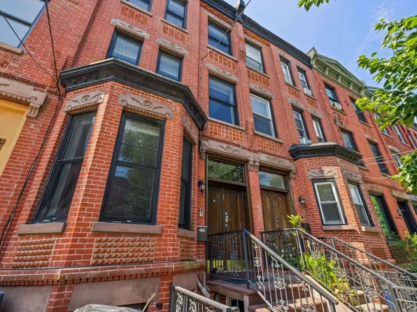 37 Astor Pl, Jersey City, NJ 07304