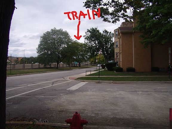 5th image of 1013 Lyman Ave