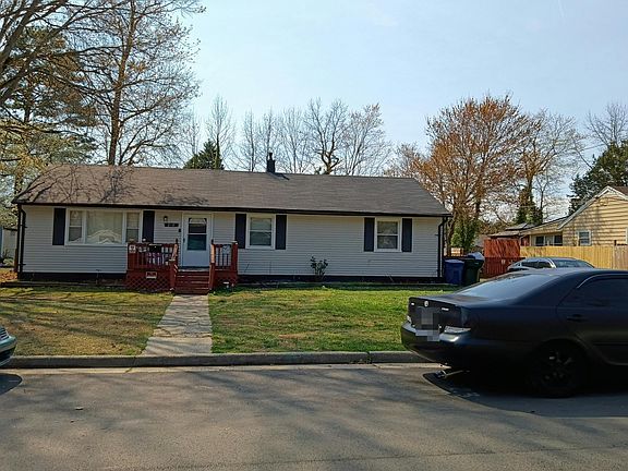 5th image of 210 Woodhaven Rd