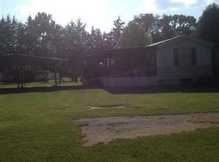 196 County Road 3392, De Berry, TX 75639