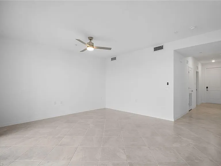 15345 Green Acres Ave #2116 — Photo 9
