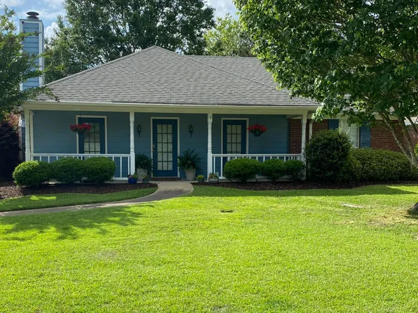 512 Brookstone Cir, Madison, MS 39110
