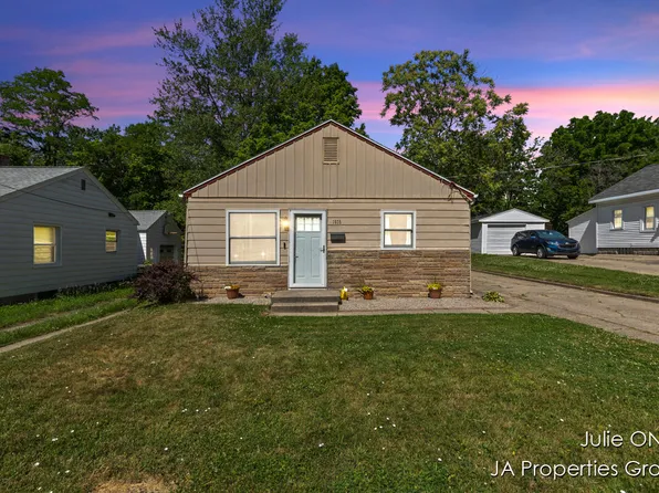 1035 Eastern Ave NE, Grand Rapids, MI 49503